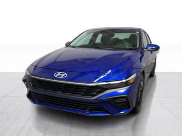 2024 Hyundai Elantra - image 10