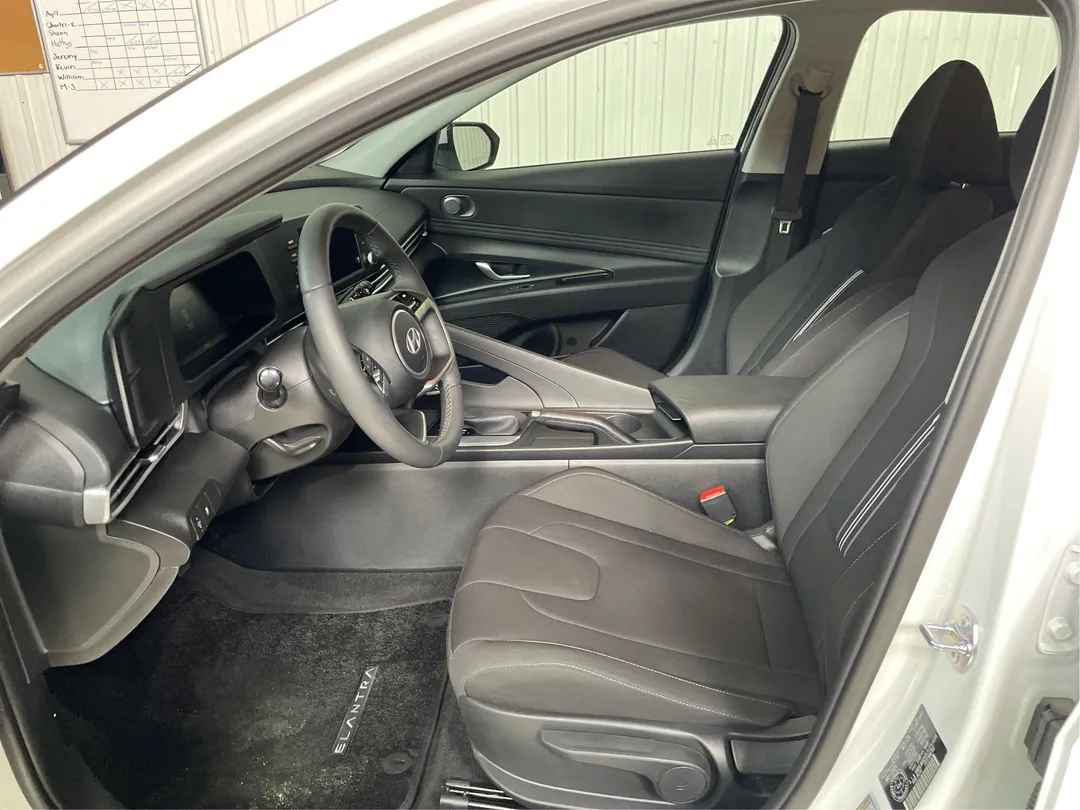Hyundai Elantra 2026 à vendre - photo 3