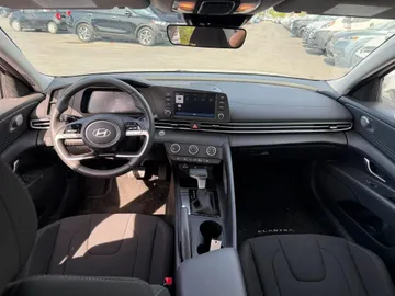 2026 Hyundai Elantra - image 9
