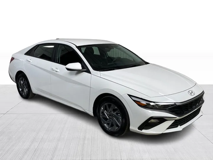 Hyundai Elantra 2026 à vendre - photo 1