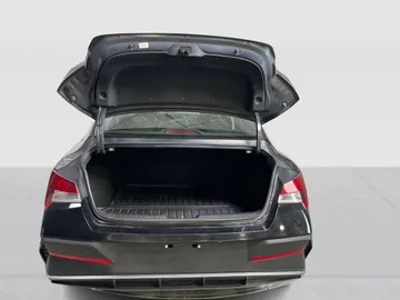 2025 Hyundai Elantra - image 14
