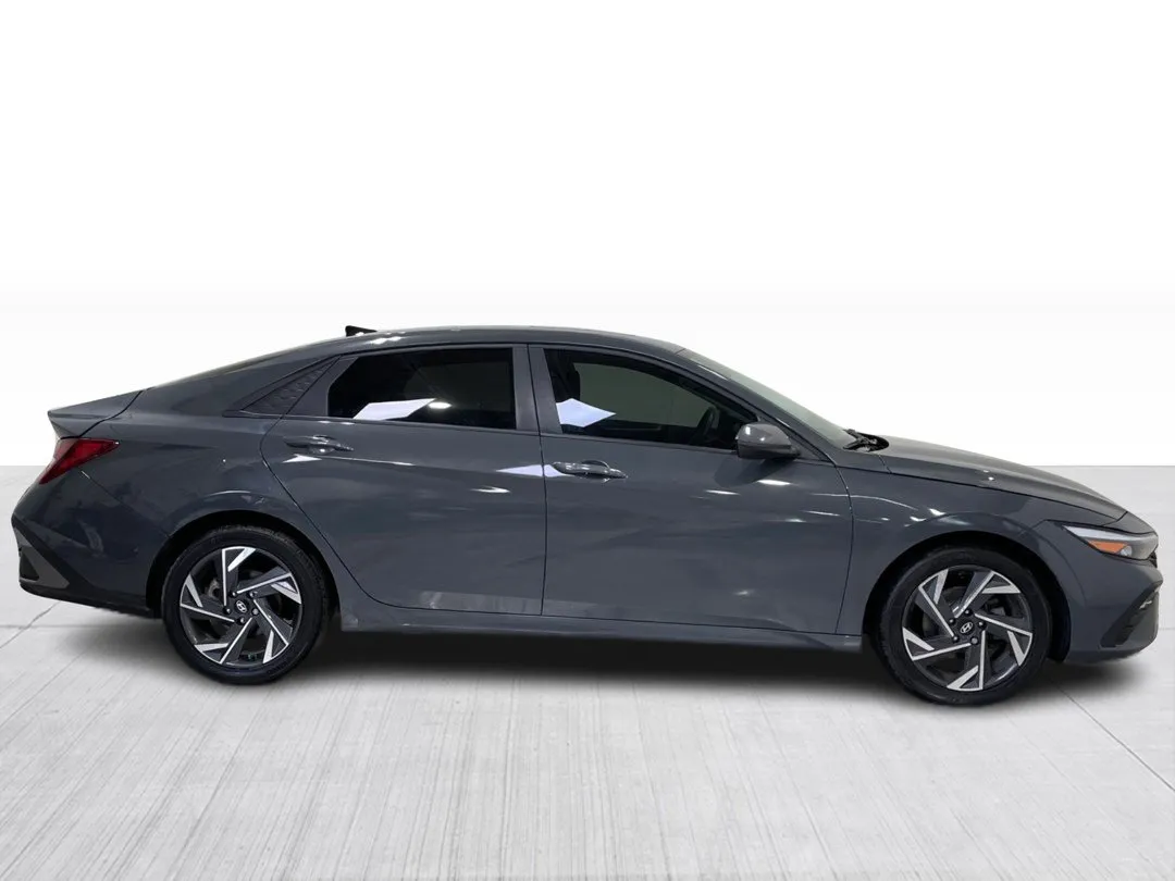 Hyundai Elantra 2024 à vendre - photo 2