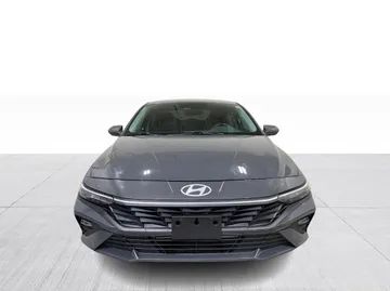 2024 Hyundai Elantra - image 9