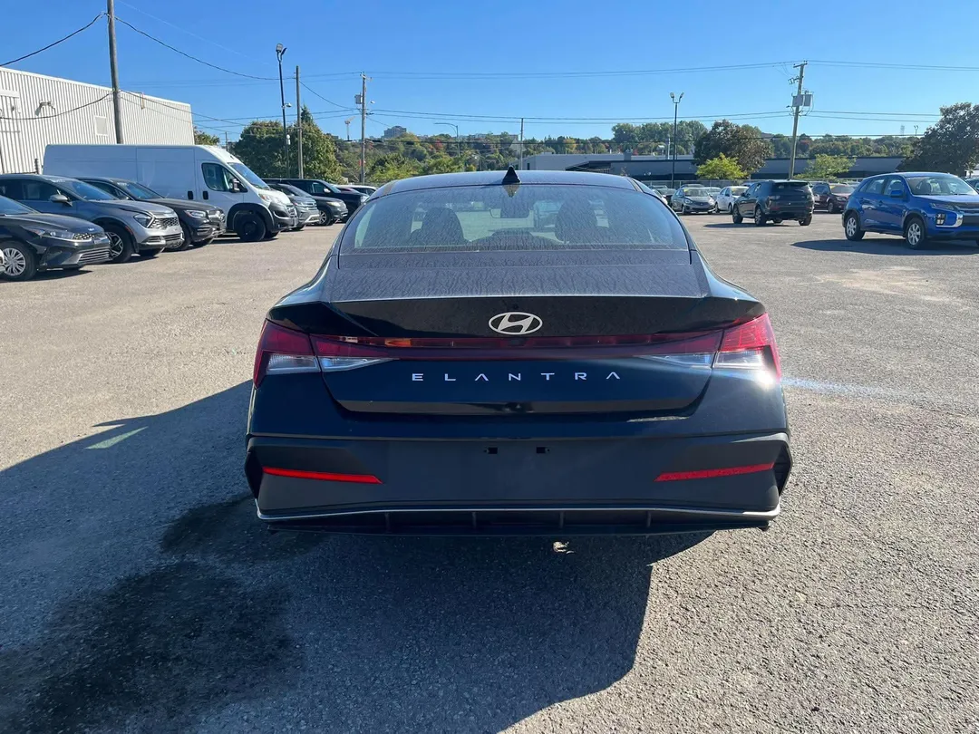 2025 Hyundai Elantra for sale - photo 4