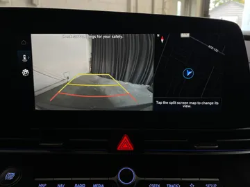 2025 Hyundai Elantra - image 23