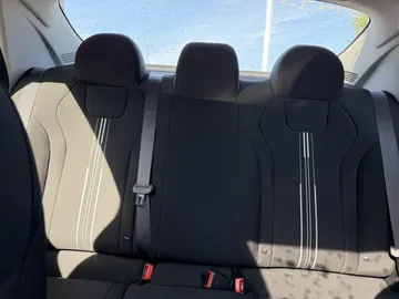2025 Hyundai Elantra - image 8