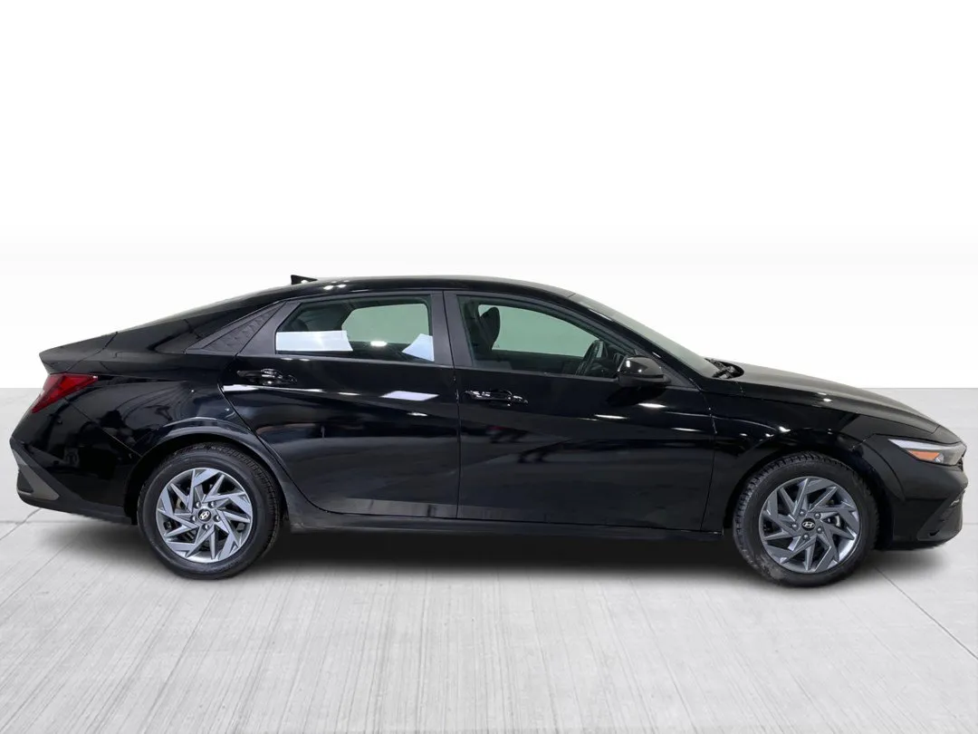 Hyundai Elantra 2025 à vendre - photo 2