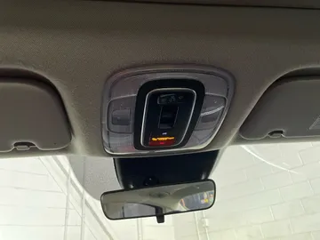 2025 Hyundai Elantra - image 21