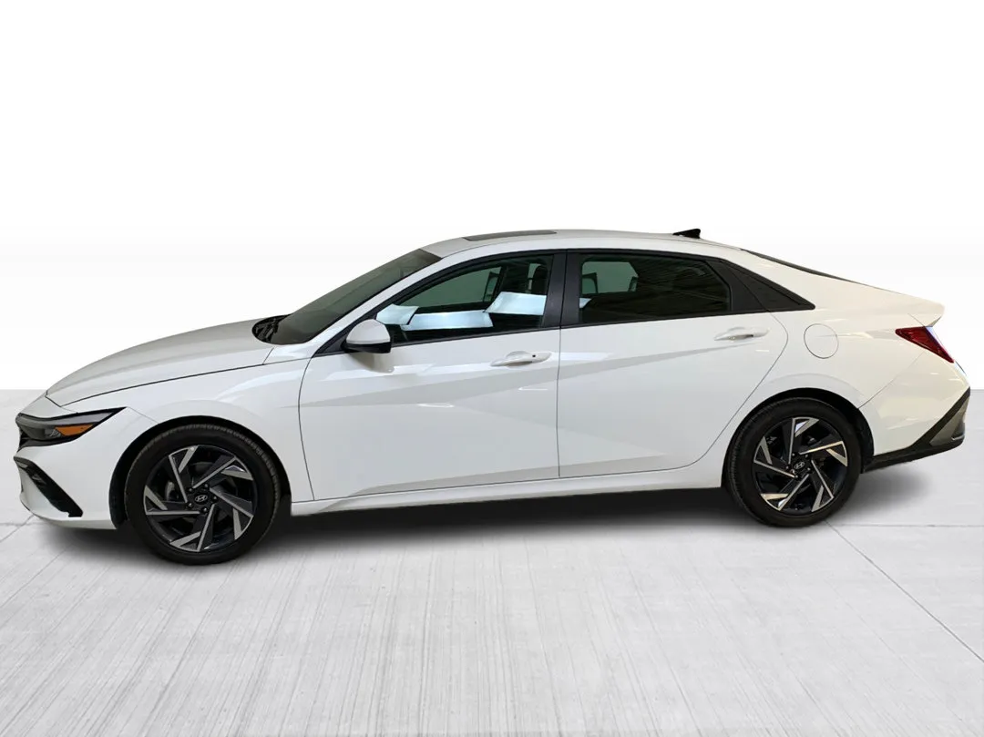 2025 Hyundai Elantra for sale - photo 4