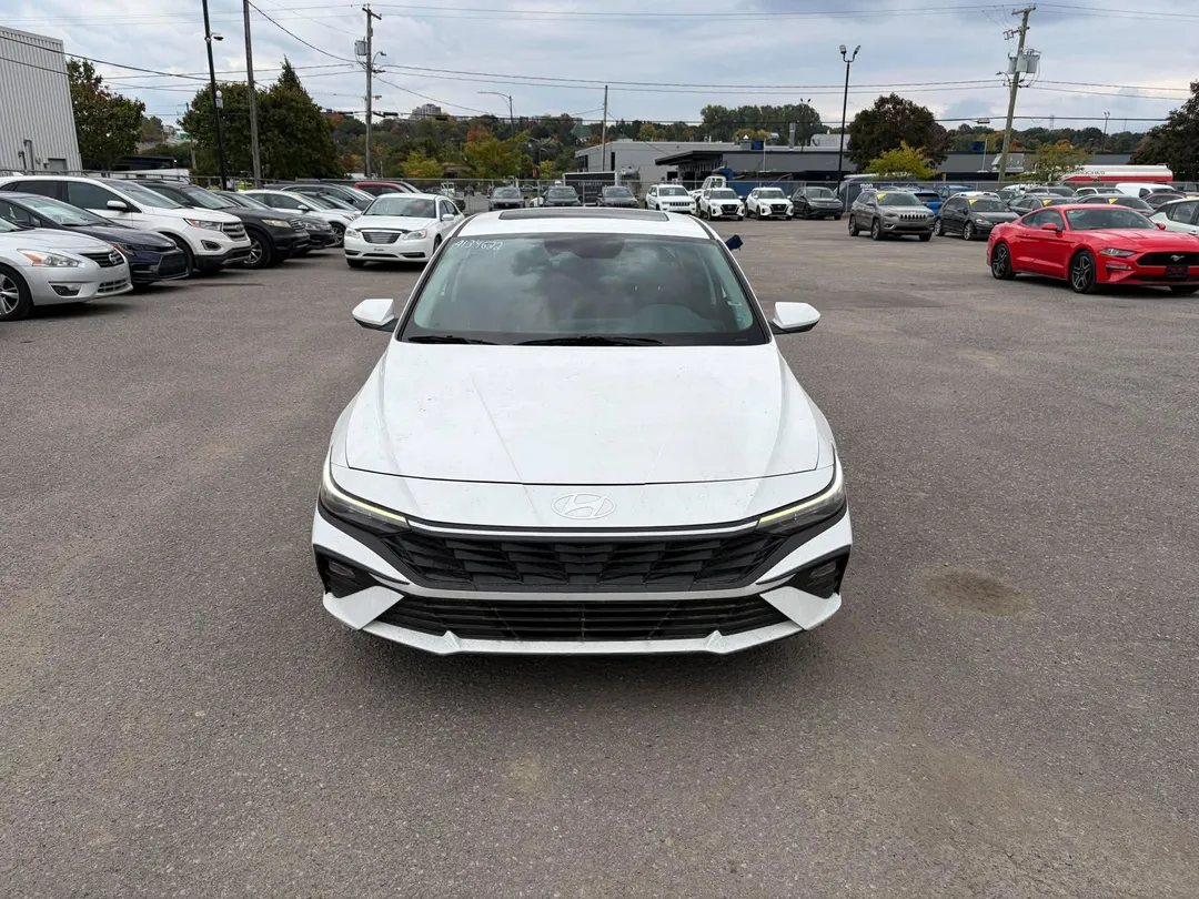 2025 Hyundai Elantra for sale - photo 2