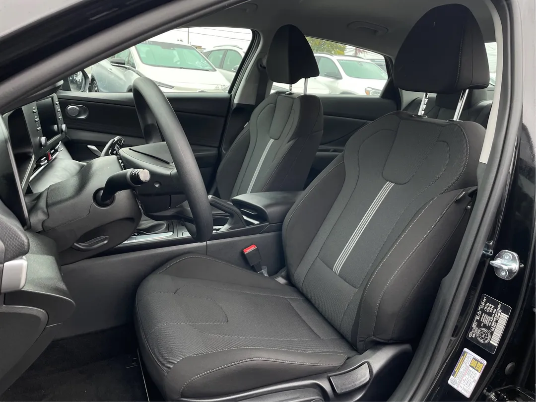 Hyundai Elantra 2026 à vendre - photo 3