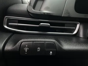 2026 Hyundai Elantra - image 25