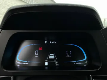 2026 Hyundai Elantra - image 16