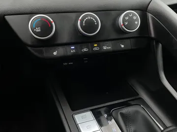 2026 Hyundai Elantra - image 19