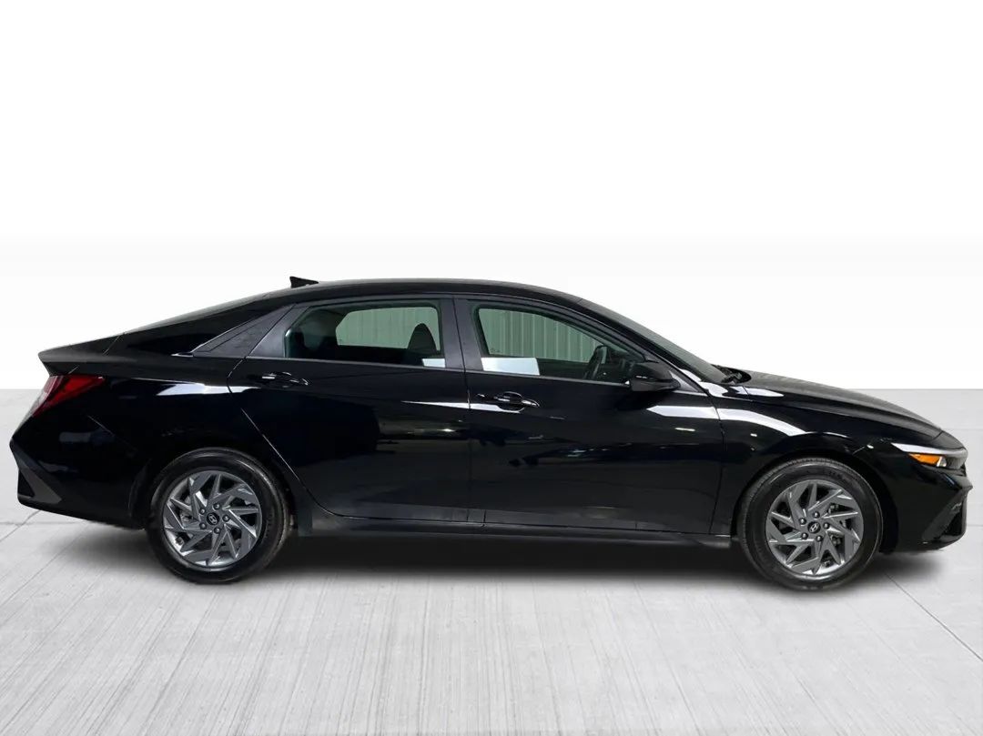 2026 Hyundai Elantra for sale - photo 2