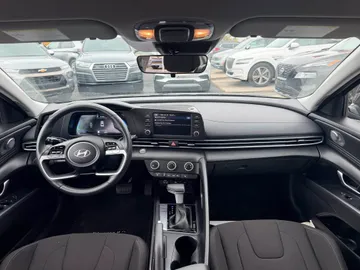 2026 Hyundai Elantra - image 9