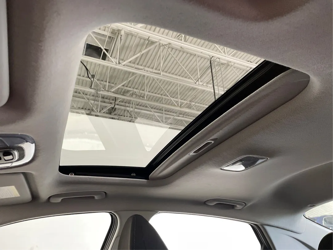 2025 Hyundai Elantra — photo 5