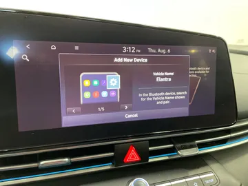 2025 Hyundai Elantra - image 25