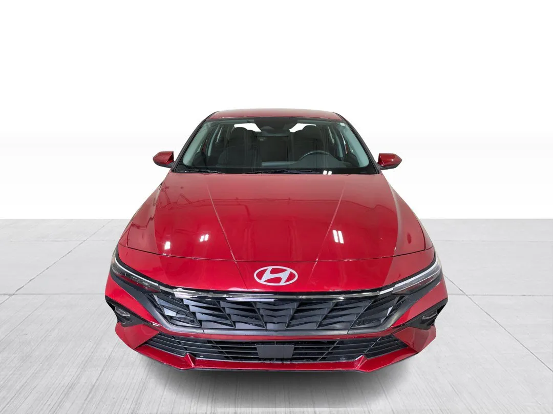 2025 Hyundai Elantra — photo 7