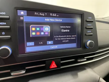 2025 Hyundai Elantra - image 24