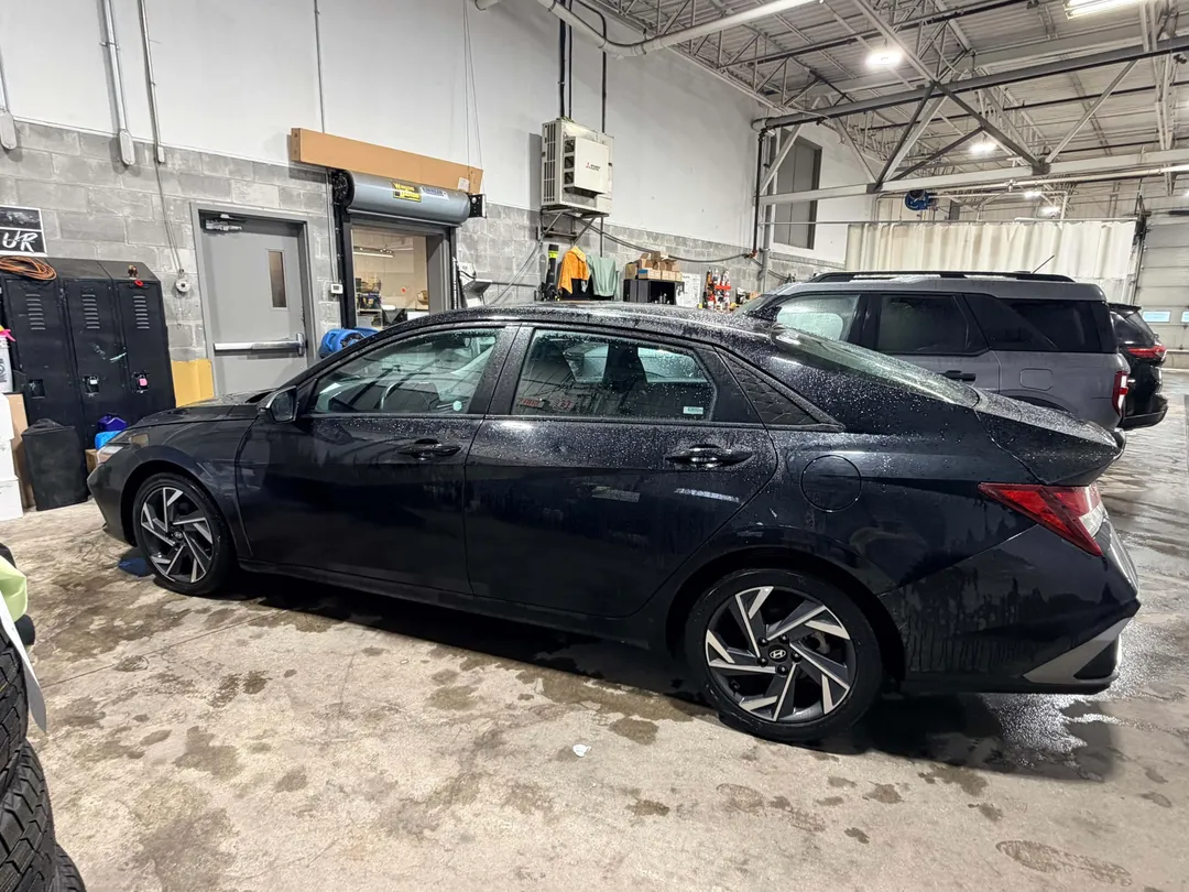 2025 Hyundai Elantra for sale - photo 4
