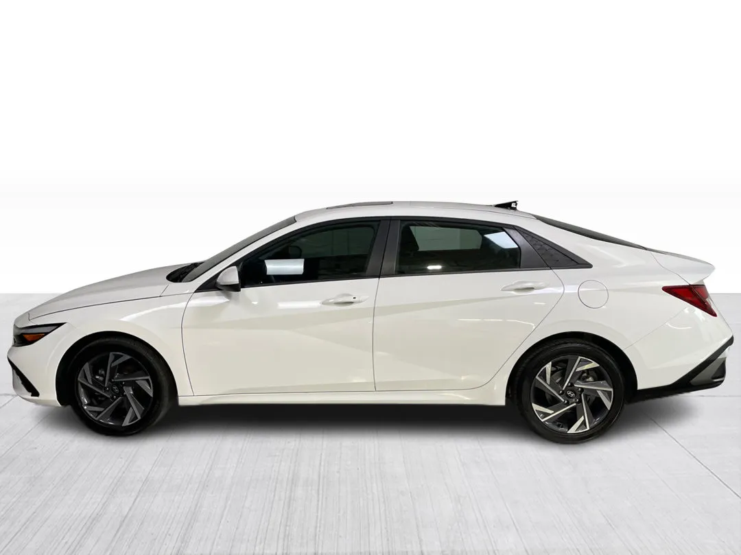 2025 Hyundai Elantra for sale - photo 4