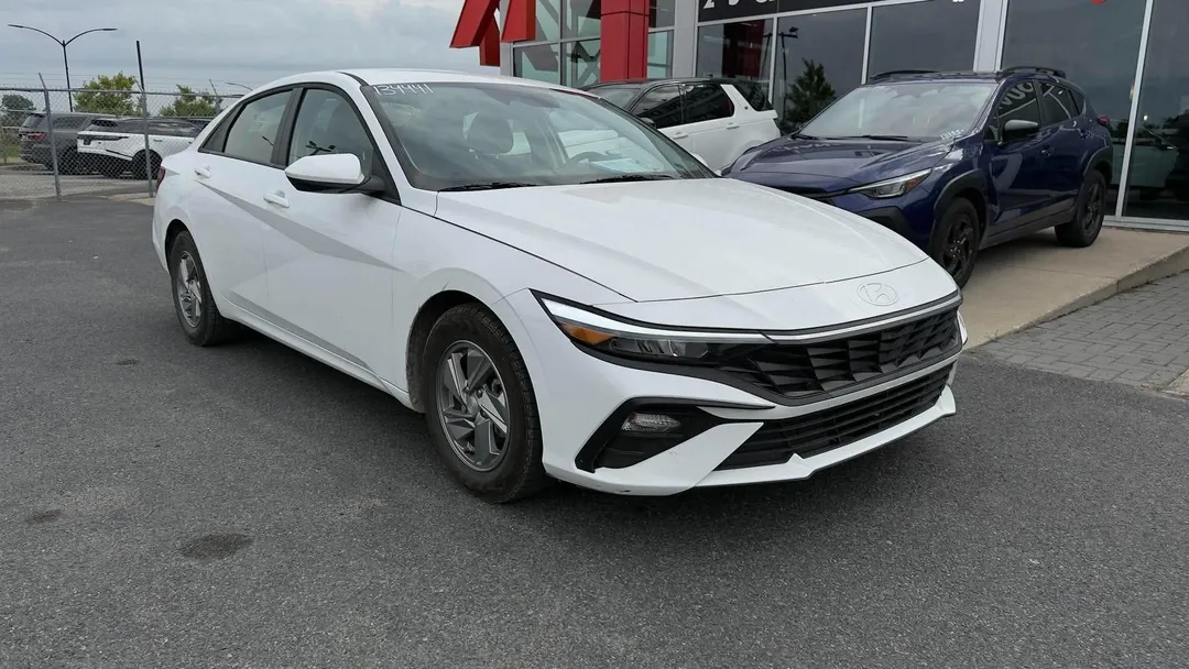 Hyundai Elantra 2026 à vendre - photo 1