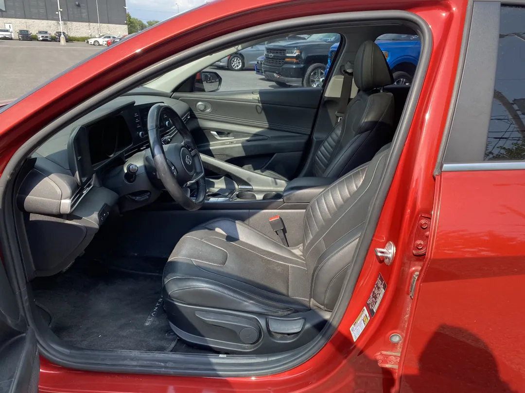 2022 Hyundai Elantra — photo 7
