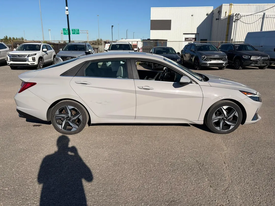 Hyundai Elantra 2023 à vendre - photo 2