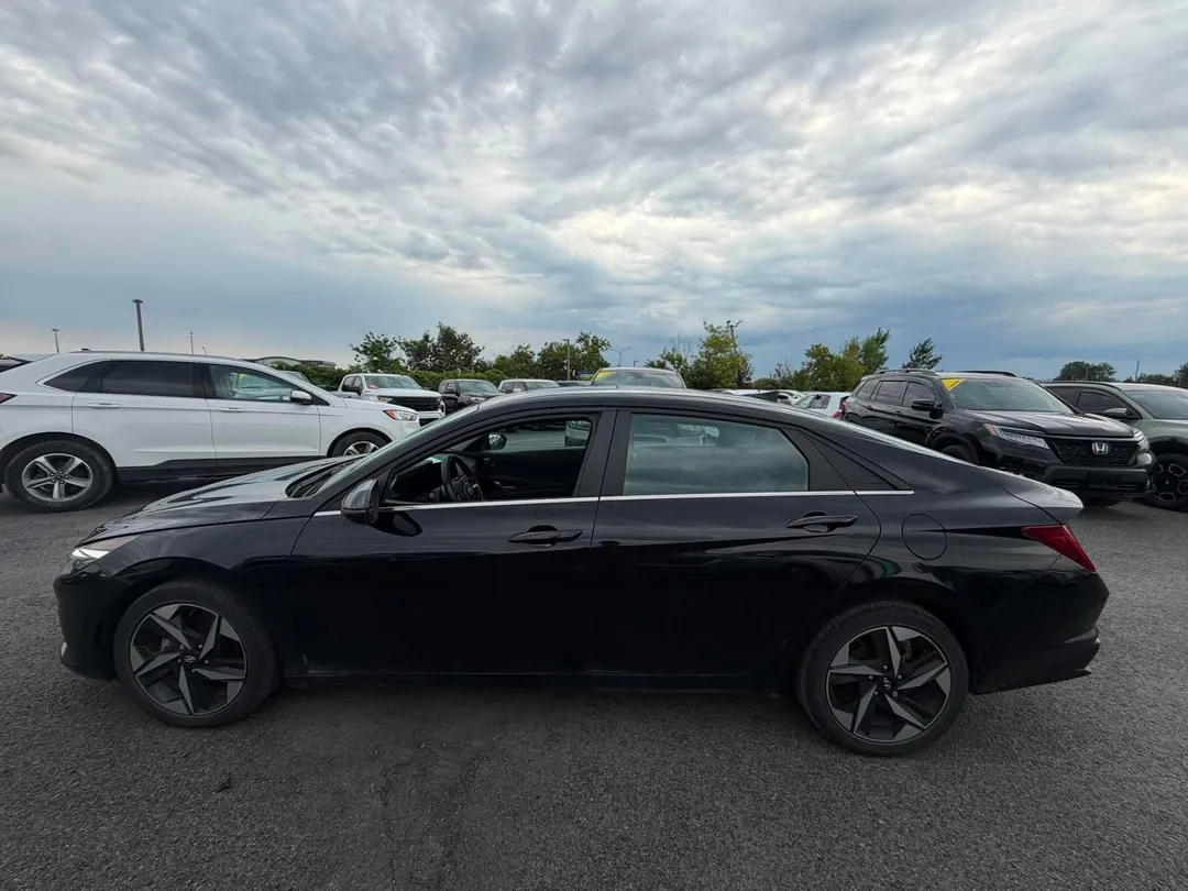2023 Hyundai Elantra Hybrid — photo 4