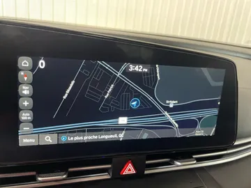 2023 Hyundai Elantra Hybrid - image 21