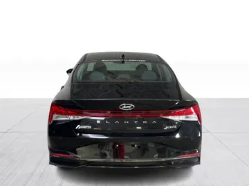 2023 Hyundai Elantra Hybrid - image 7
