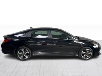 2023 Hyundai Elantra Hybrid - image 9