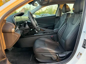 2026 Hyundai Elantra - image 8
