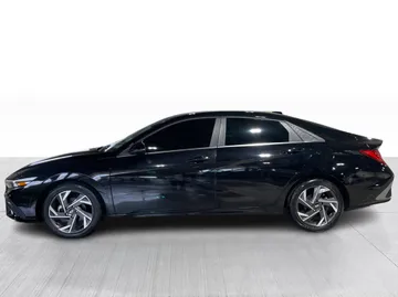 2024 Hyundai Elantra - image 11