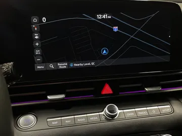 2025 Hyundai Elantra - image 29
