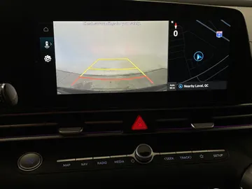 2025 Hyundai Elantra - image 20