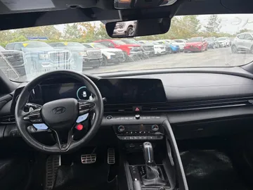2025 Hyundai Elantra N - image 9