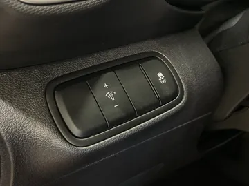 2024 Hyundai Venue - image 24