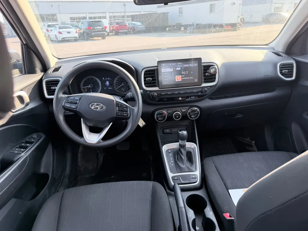 2022 Hyundai Venue — photo 7