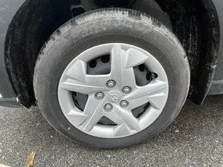 2026 Hyundai Venue - image 7