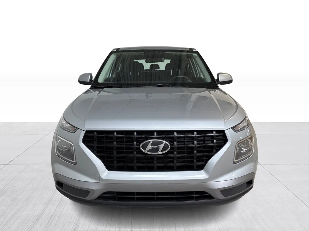2021 Hyundai Venue — photo 2