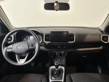 2021 Hyundai Venue - image 16