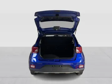 2025 Hyundai Venue - image 13