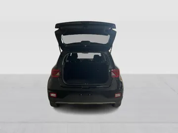 2025 Hyundai Venue - image 12