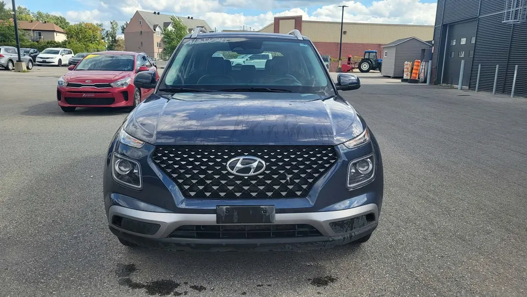 2025 Hyundai Venue for sale - photo 2