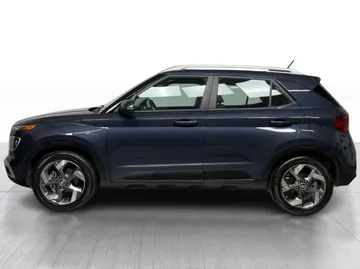 2025 Hyundai Venue - image 11