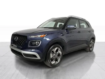 2025 Hyundai Venue - image 10