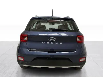 2025 Hyundai Venue - image 13