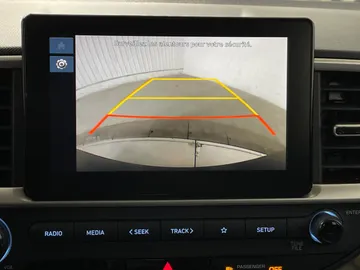 2025 Hyundai Venue - image 22